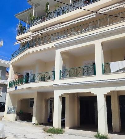 Averof بريفيزا المظهر الخارجي الصورة